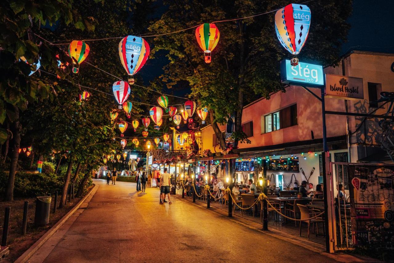Island Hostel Budapest (Adults Only) Luaran gambar The Lantern Festival in Itaewon
