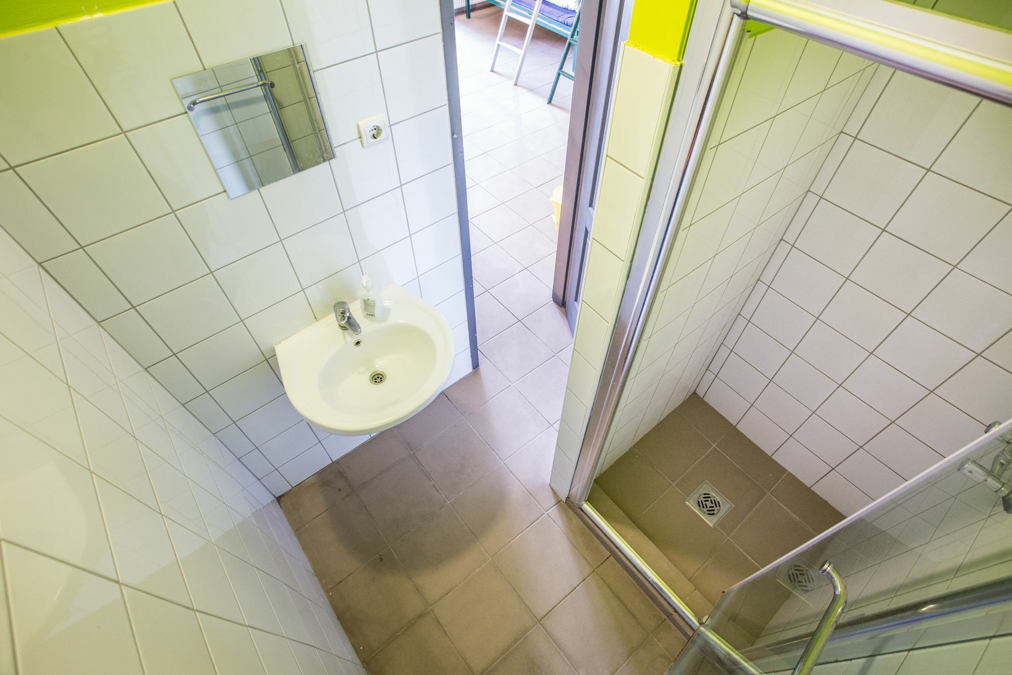 Island Hostel Budapest (Adults Only) Luaran gambar A wet room